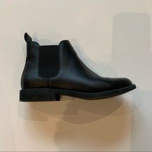 Chelsea boots